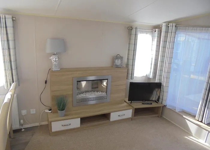 Golden Anchor Parkstone 6 Berth, Central Heated