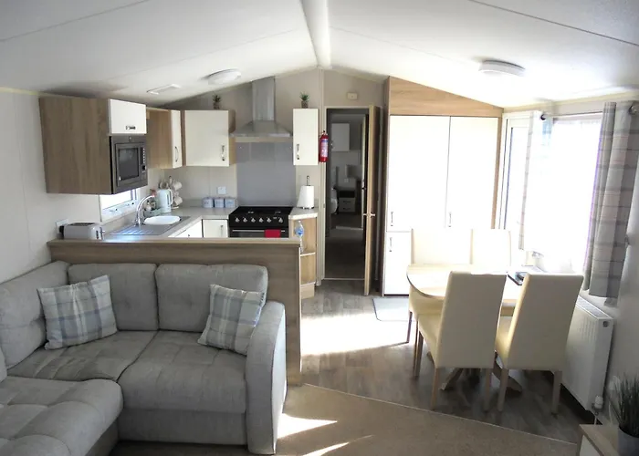 Golden Anchor Parkstone 6 Berth, Central Heated