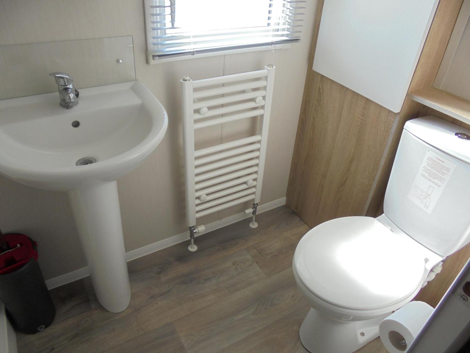 Golden Anchor Parkstone 6 Berth, Heated