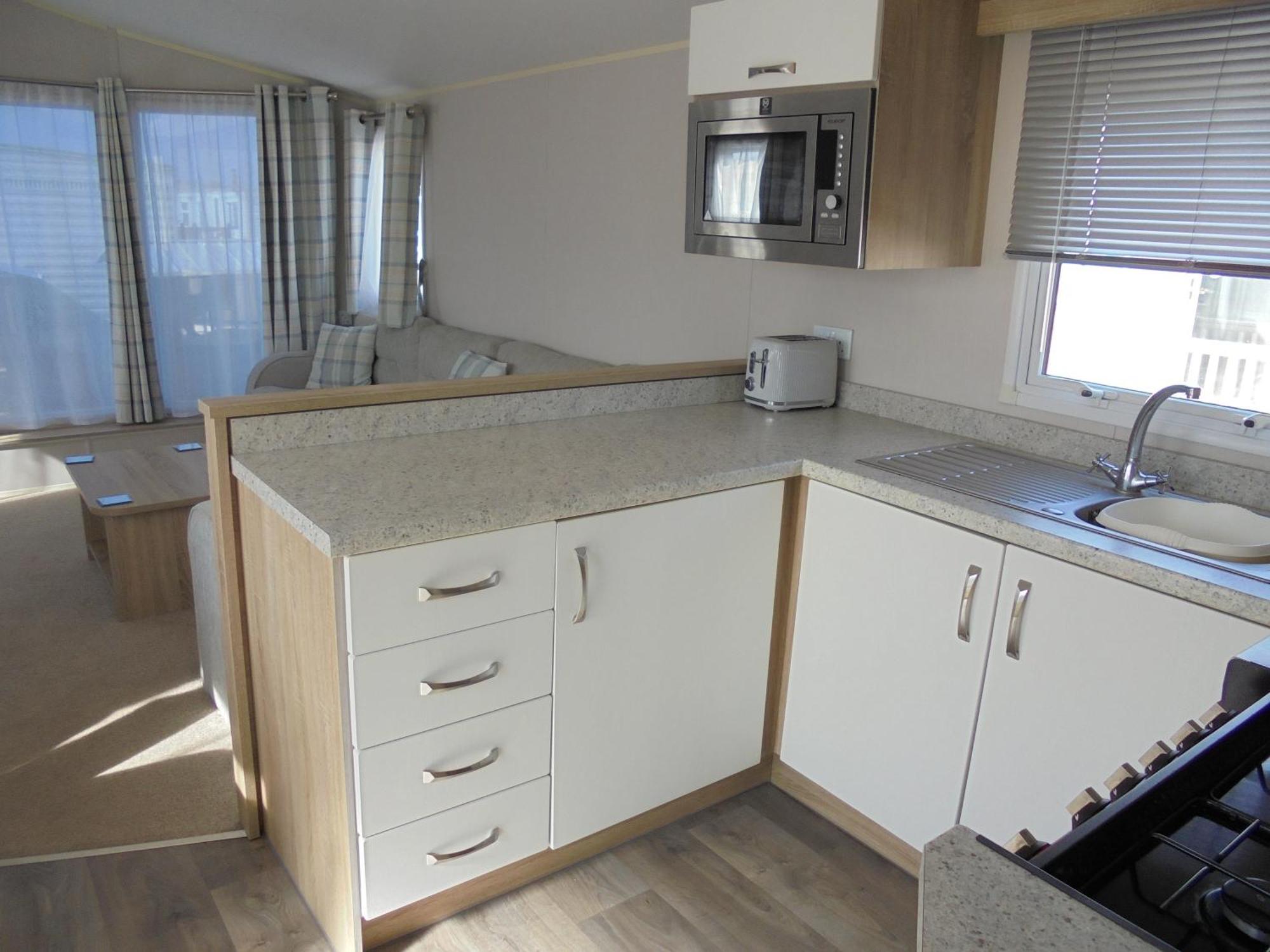 Golden Anchor Parkstone 6 Berth, Heated *