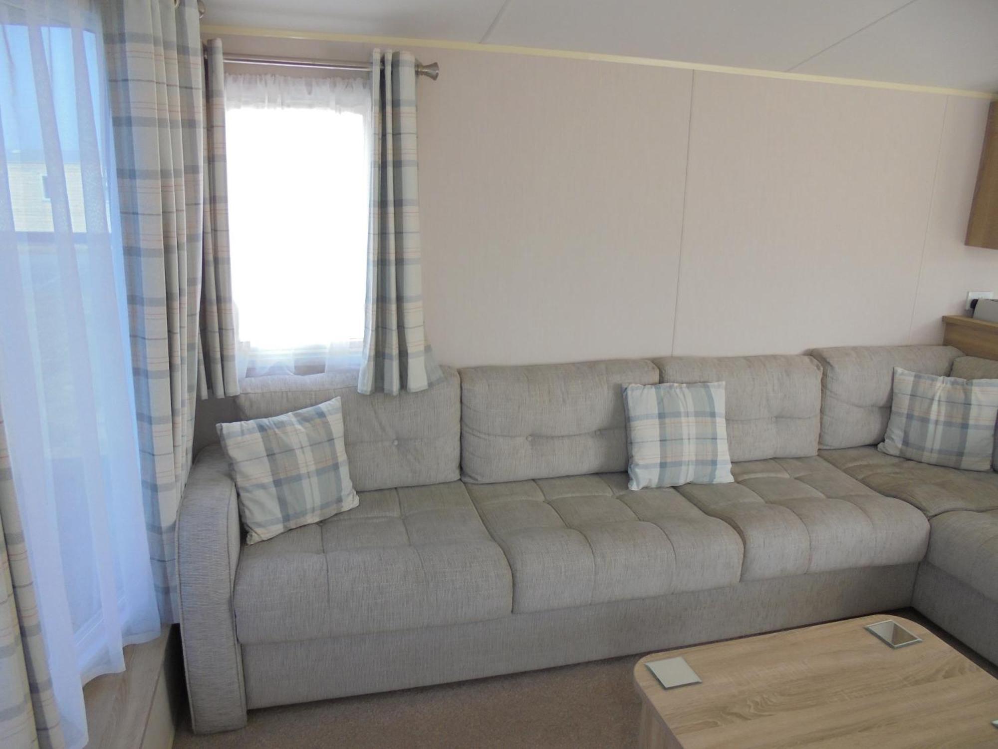 Golden Anchor Parkstone 6 Berth, Heated Chapel Saint Leonards